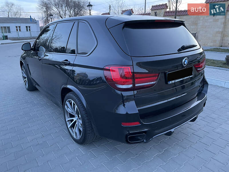 Внедорожник / Кроссовер BMW X5 2015 в Измаиле
