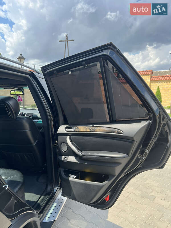 Внедорожник / Кроссовер BMW X5 2005 в Измаиле