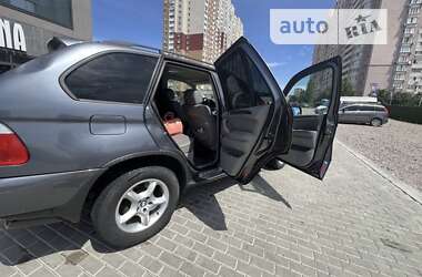 Внедорожник / Кроссовер BMW X5 2004 в Запорожье