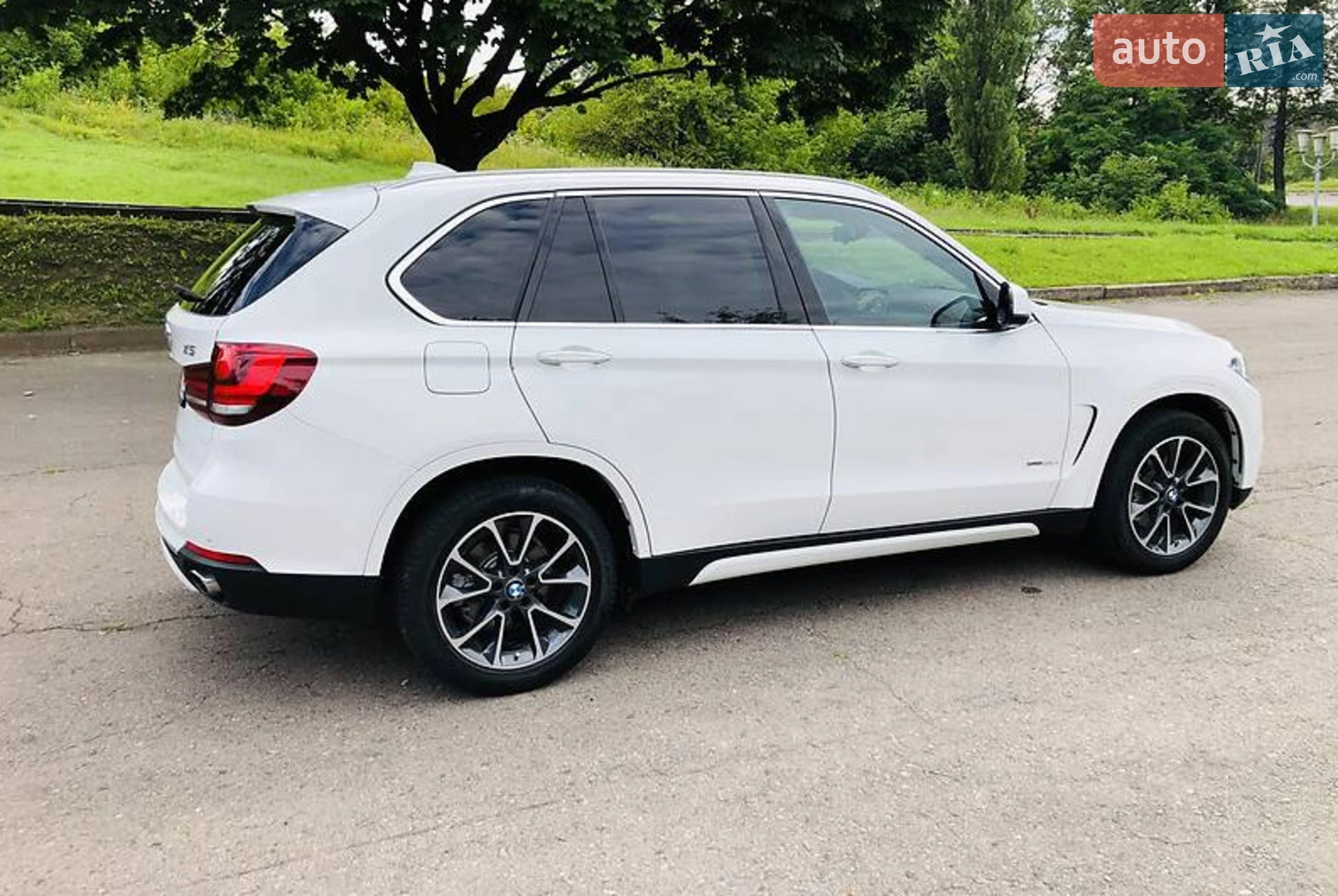 2017 BMW X5 - мініатюра 14