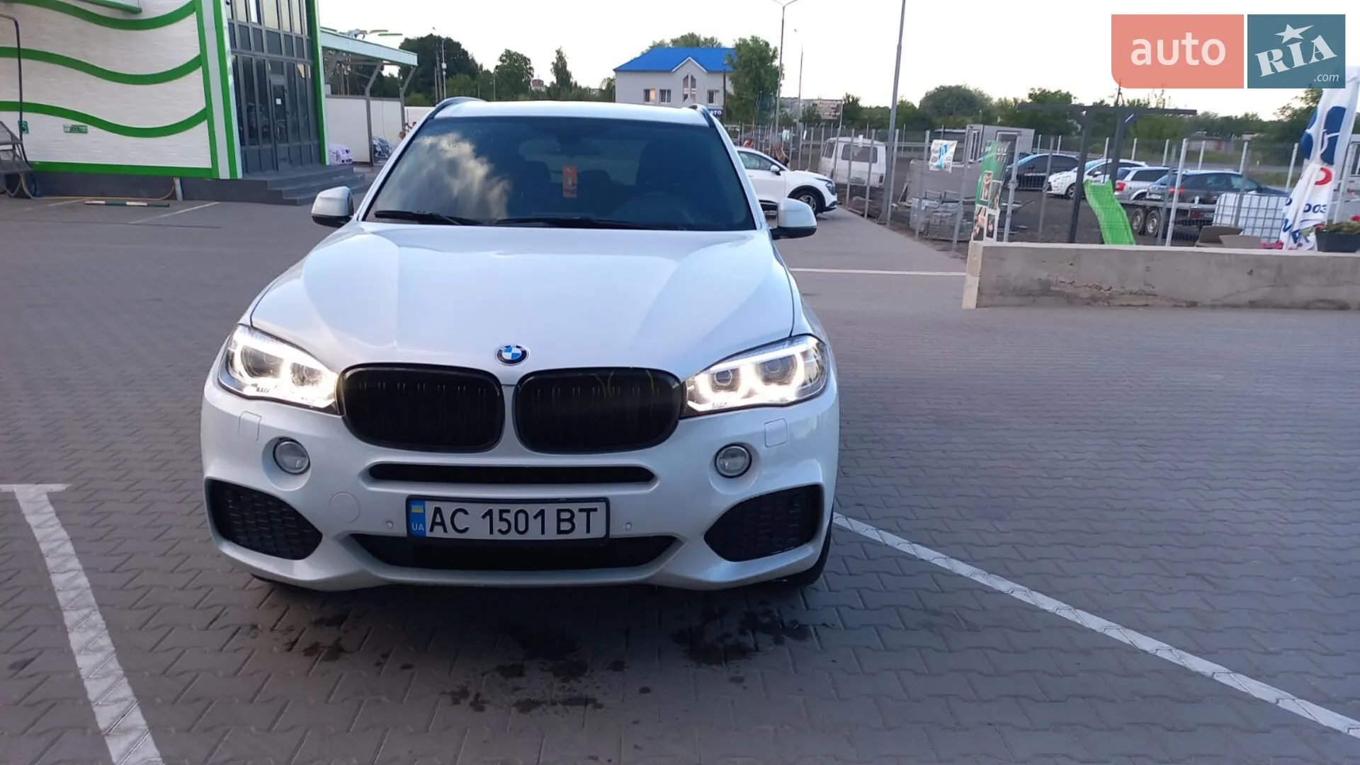 2016 BMW X5 - мініатюра 3