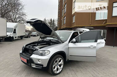 Внедорожник / Кроссовер BMW X5 2009 в Дубно