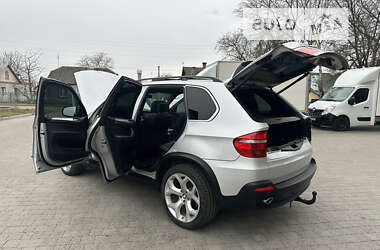 Внедорожник / Кроссовер BMW X5 2009 в Дубно