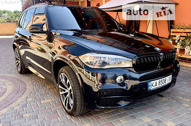 Позашляховик / Кросовер BMW X5 2013 в 