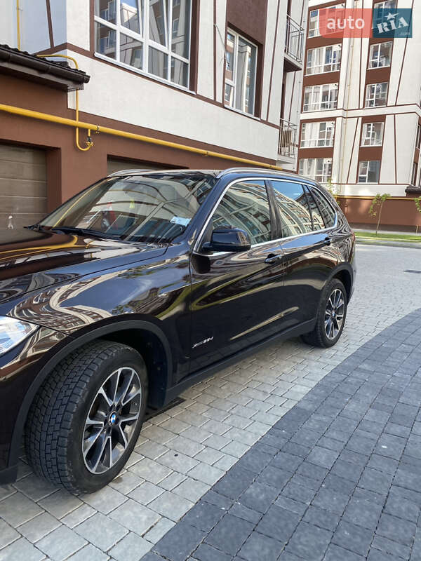 Позашляховик / Кросовер BMW X5 2014 в Івано-Франківську