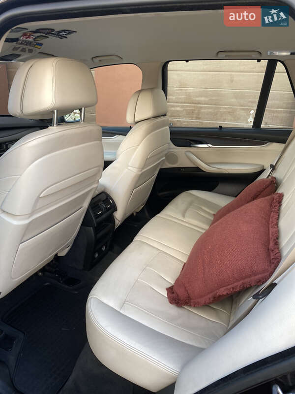 Позашляховик / Кросовер BMW X5 2014 в Івано-Франківську