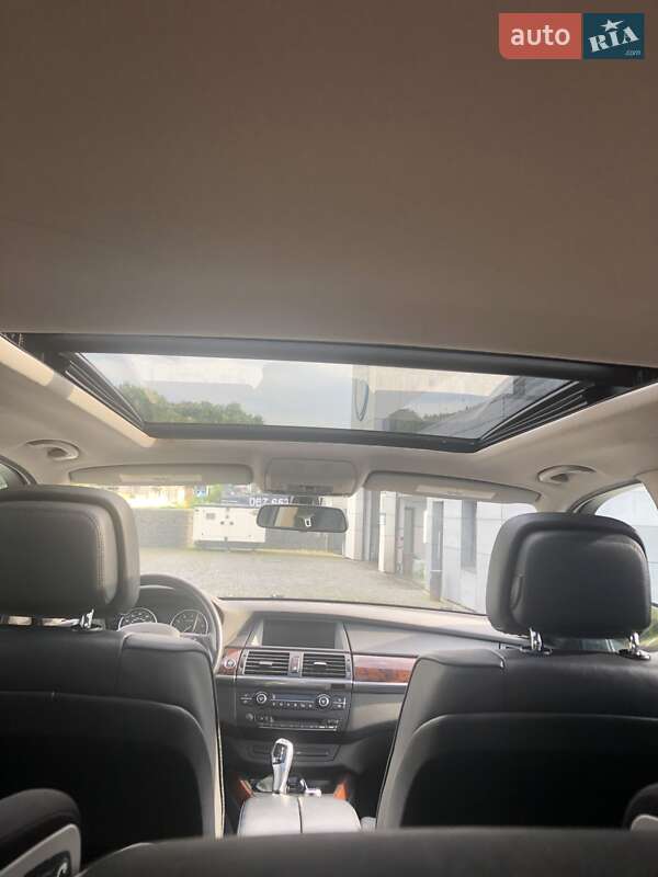 Позашляховик / Кросовер BMW X5 2011 в Львові