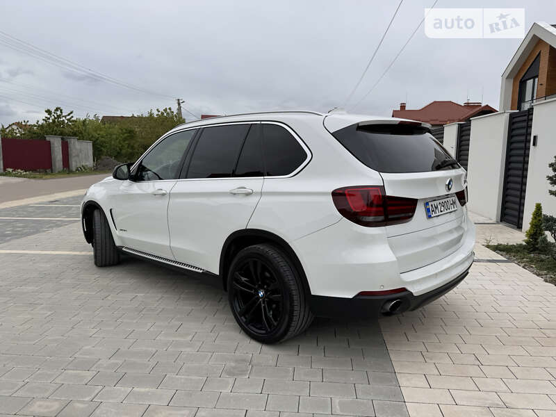 Внедорожник / Кроссовер BMW X5 2014 в Ужгороде фото 7 Внедорожник / Кроссовер BMW X5 2014 в Ужгороде