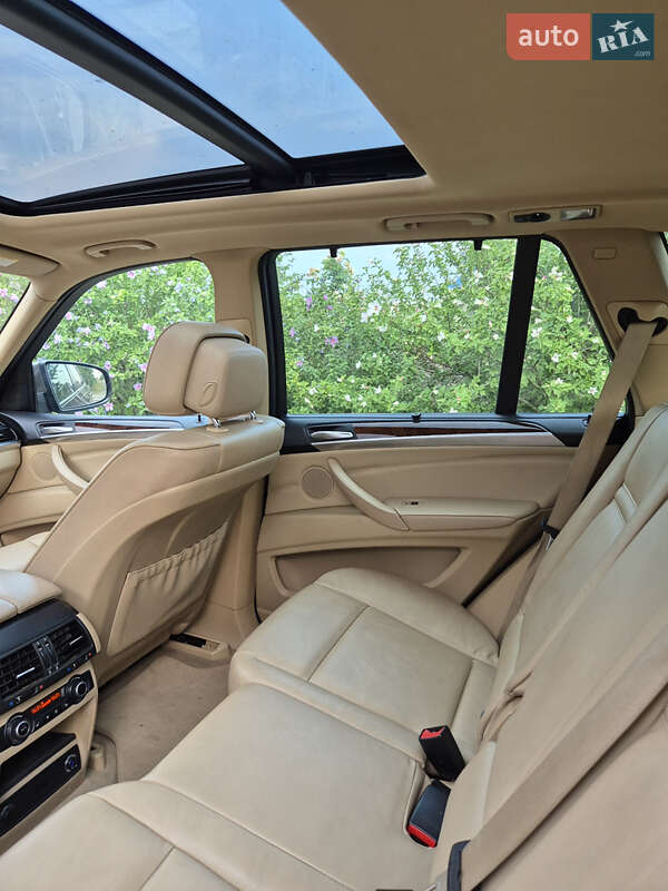 Позашляховик / Кросовер BMW X5 2012 в Одесі