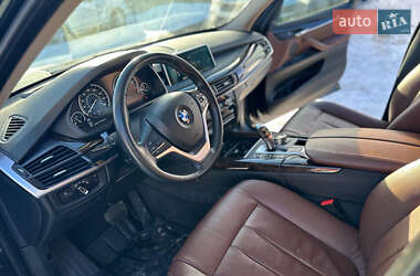 Внедорожник / Кроссовер BMW X5 2015 в 