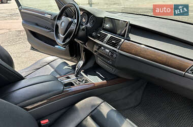 Внедорожник / Кроссовер BMW X5 2012 в 
