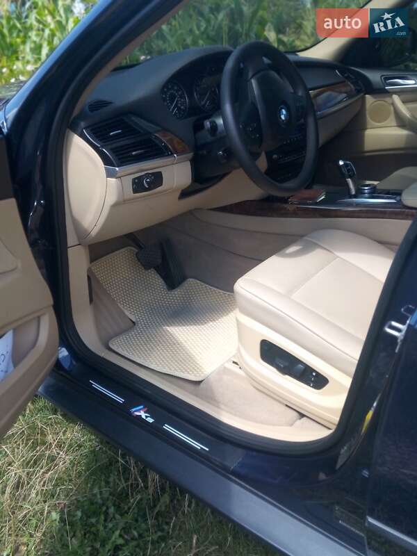 Внедорожник / Кроссовер BMW X5 2011 в Тернополе