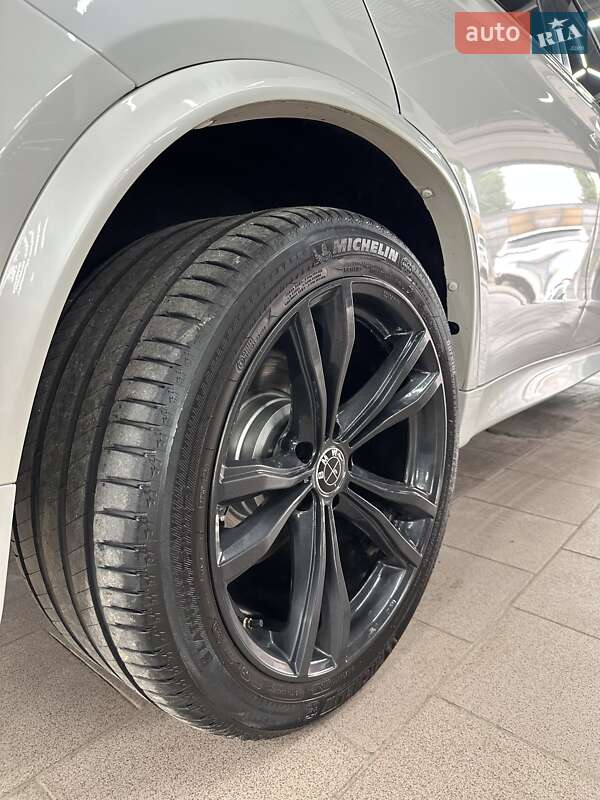 Позашляховик / Кросовер BMW X5 2015 в Полтаві