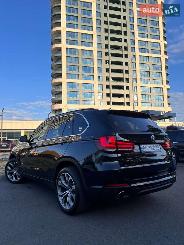 Позашляховик / Кросовер BMW X5 2015 в Дніпрі