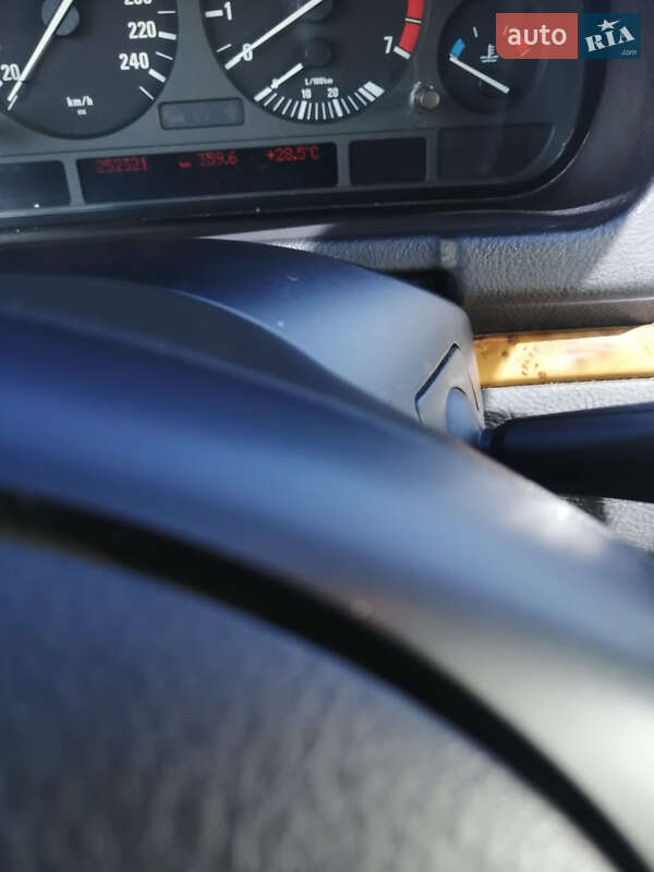 Позашляховик / Кросовер BMW X5 2003 в Харкові