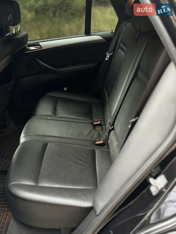 Позашляховик / Кросовер BMW X5 2011 в Києві