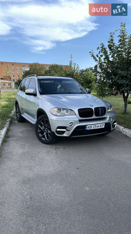 Внедорожник / Кроссовер BMW X5 2012 в Калиновке