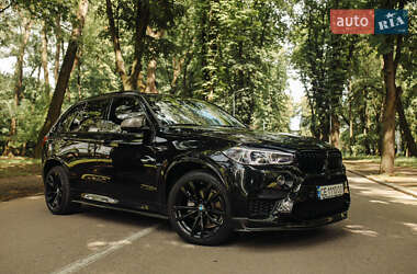 Позашляховик / Кросовер BMW X5 2017 в 