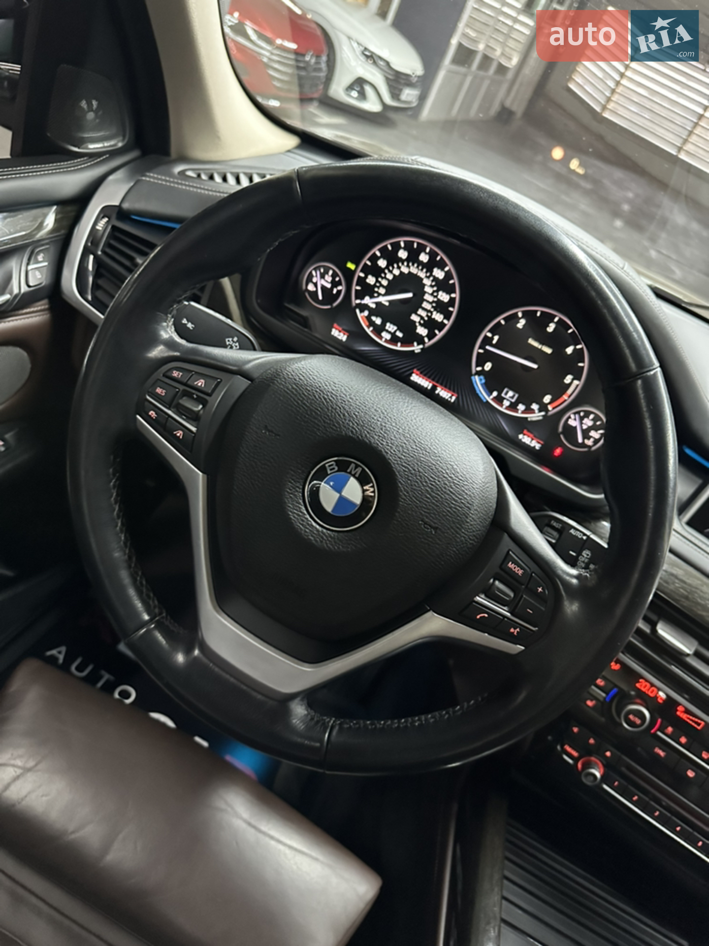 2014 BMW X5 - мініатюра 19