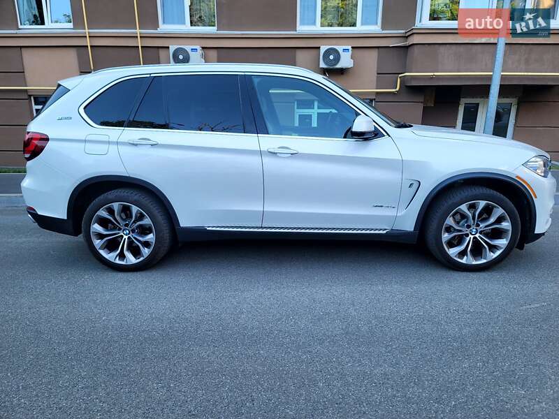 Внедорожник / Кроссовер BMW X5 2017 в Киеве