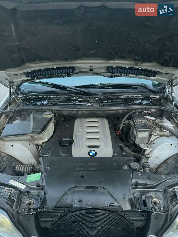 Внедорожник / Кроссовер BMW X5 2005 в Кицмани