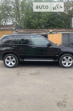 Внедорожник / Кроссовер BMW X5 2003 в 