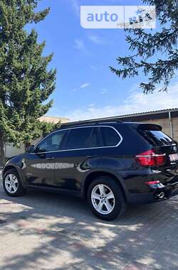 Внедорожник / Кроссовер BMW X5 2013 в Ровно