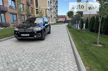 Позашляховик / Кросовер BMW X5 2017 в Чернівцях