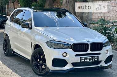 Внедорожник / Кроссовер BMW X5 2017 в Киеве