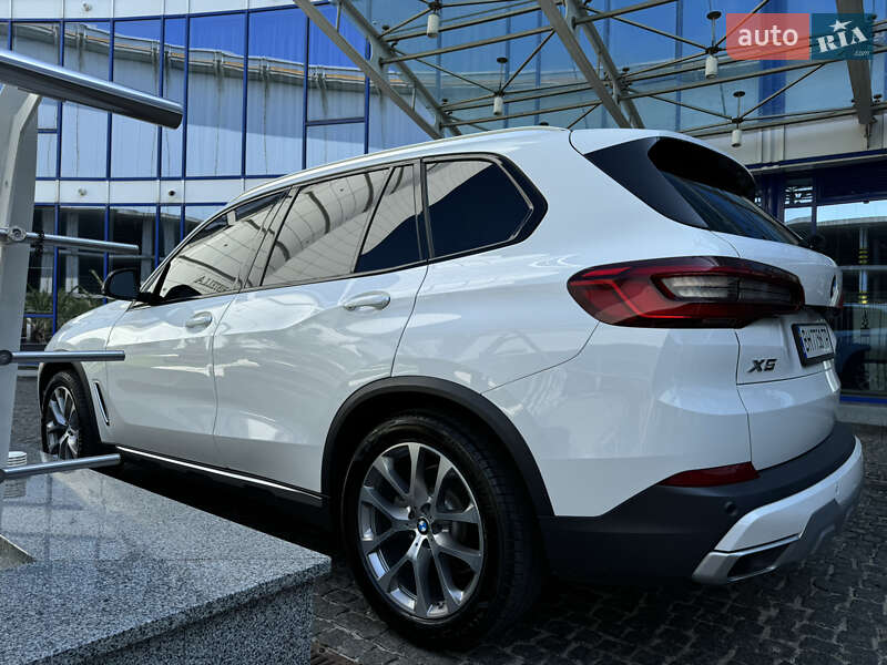 Внедорожник / Кроссовер BMW X5 2018 в Одессе