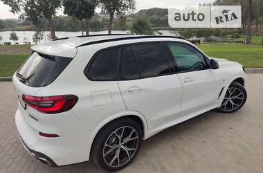 Внедорожник / Кроссовер BMW X5 2022 в Киеве