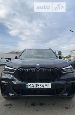 Внедорожник / Кроссовер BMW X5 2022 в Киеве