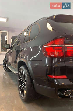 Позашляховик / Кросовер BMW X5 2010 в Житомирі