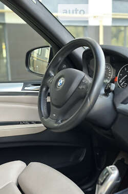 Внедорожник / Кроссовер BMW X5 2011 в Луцке