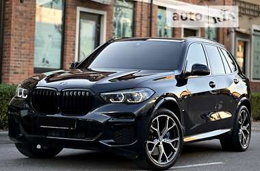 Позашляховик / Кросовер BMW X5 2021 в Києві