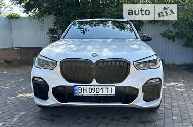 Внедорожник / Кроссовер BMW X5 2021 в 