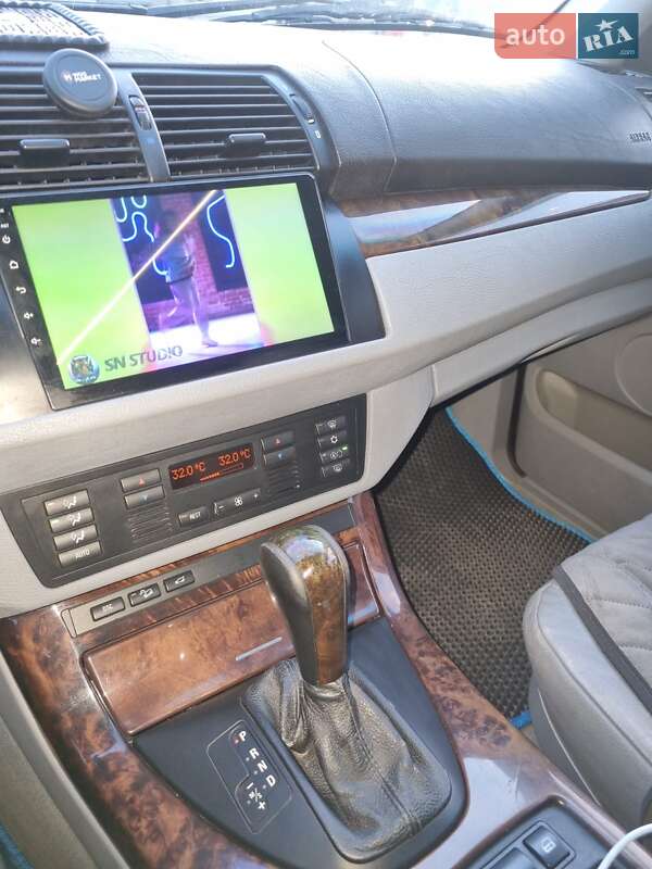 Внедорожник / Кроссовер BMW X5 2003 в Харькове