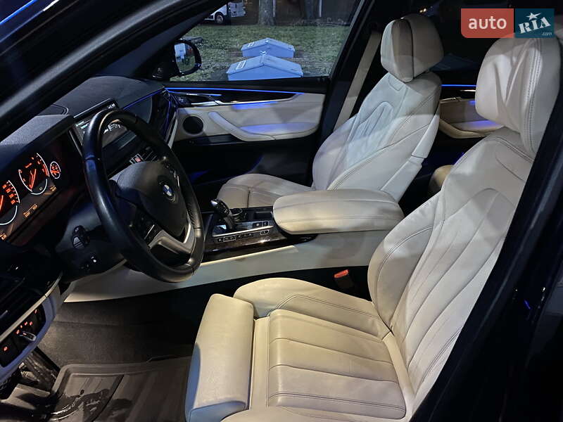 Внедорожник / Кроссовер BMW X5 2016 в Покрове