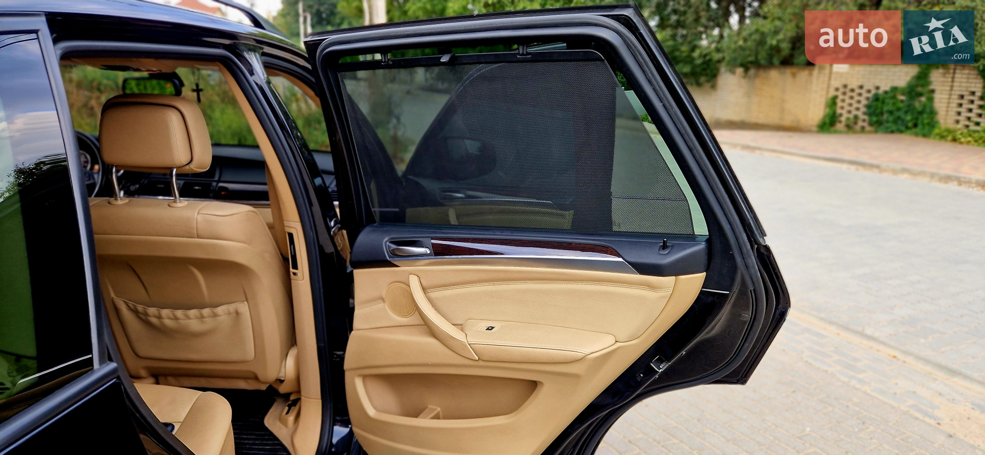 2010 BMW X5 - мініатюра 20