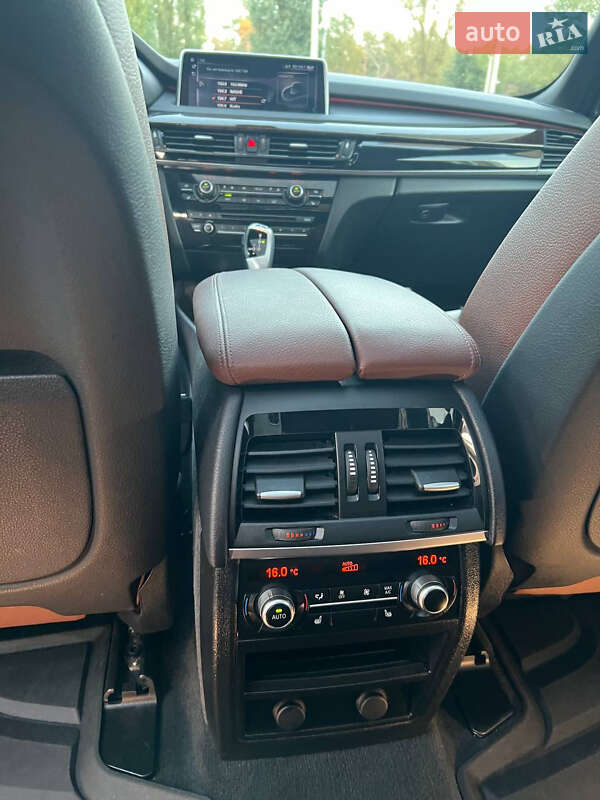 Внедорожник / Кроссовер BMW X5 2016 в Чернигове