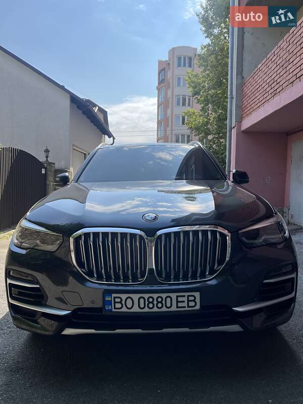 Внедорожник / Кроссовер BMW X5 2019 в Тернополе