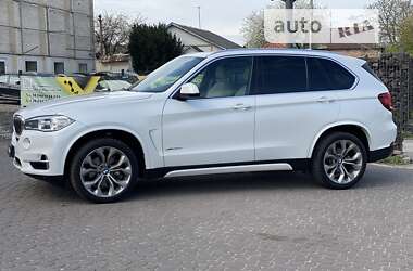 Позашляховик / Кросовер BMW X5 2017 в Луцьку