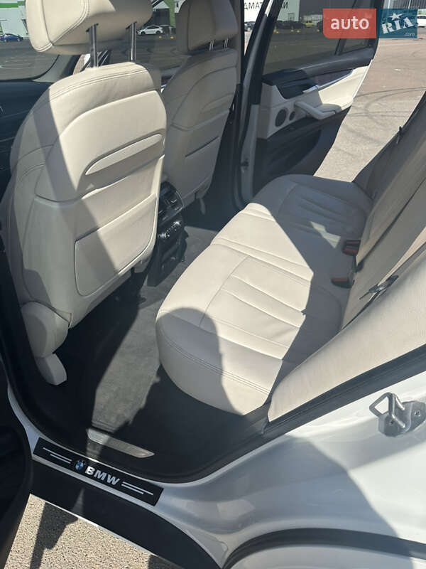 Внедорожник / Кроссовер BMW X5 2014 в Одессе