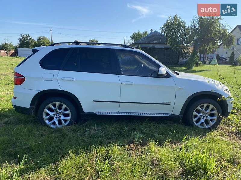 Позашляховик / Кросовер BMW X5 2011 в Києві
