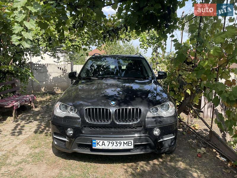 Позашляховик / Кросовер BMW X5 2011 в Черкасах