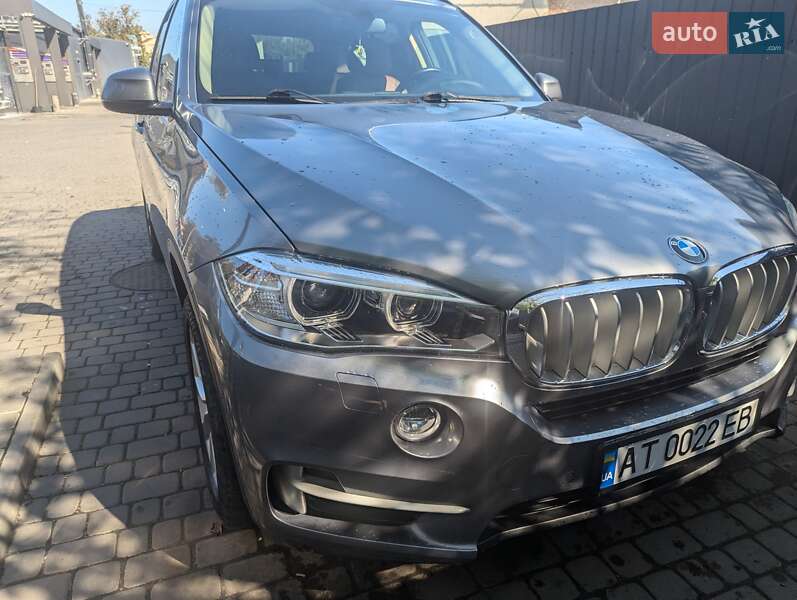 Позашляховик / Кросовер BMW X5 2015 в Івано-Франківську