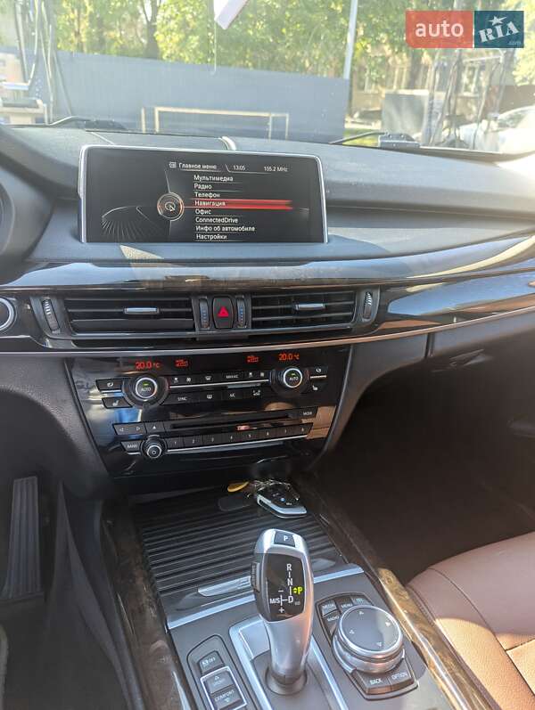 Позашляховик / Кросовер BMW X5 2015 в Івано-Франківську