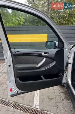 Внедорожник / Кроссовер BMW X5 2003 в 