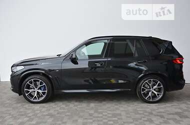 Внедорожник / Кроссовер BMW X5 2022 в Киеве