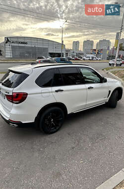 Внедорожник / Кроссовер BMW X5 2018 в 
